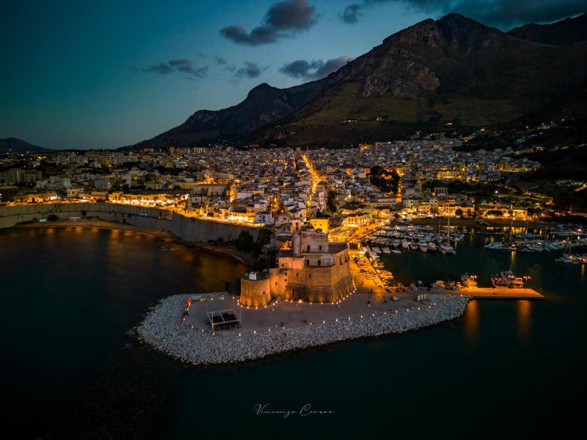 Diamond Apartment Castellammare del Golfo Buitenkant foto